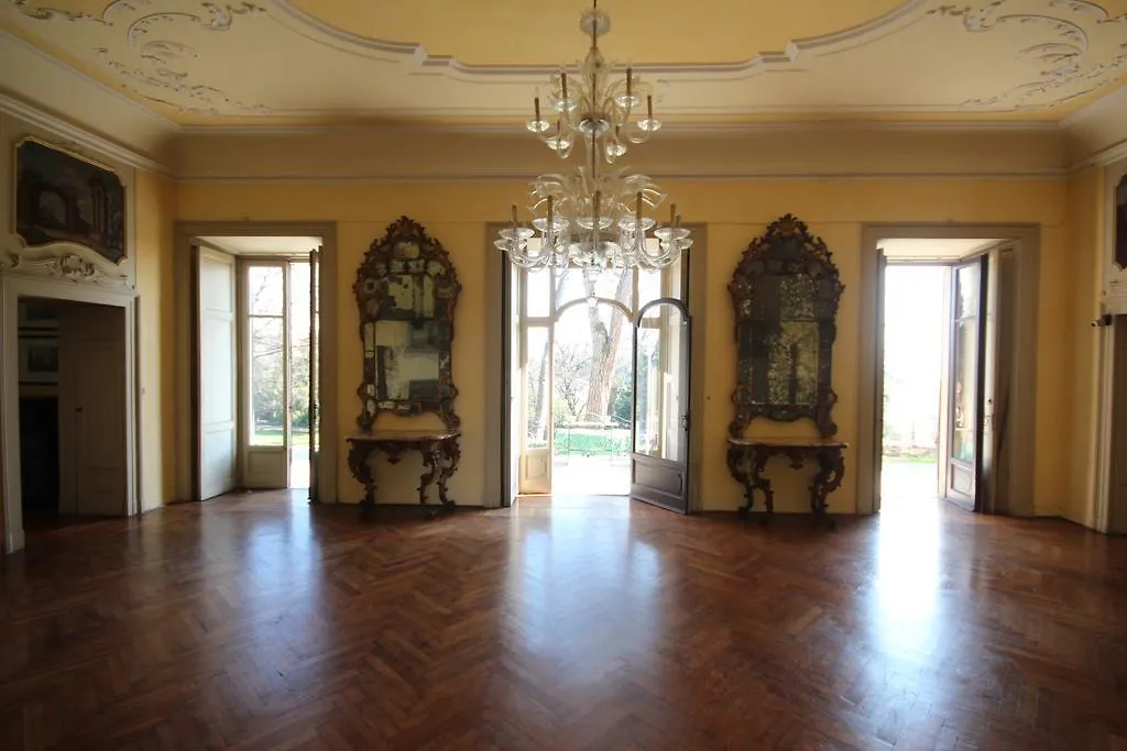 Villa Mapelli Mozzi Casatenovo 0*,